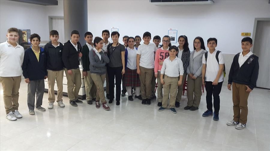 Alikahya Fatih Ortaokulu Öğrencileri 3D Yazıcı ve Tasarım Merkezinde